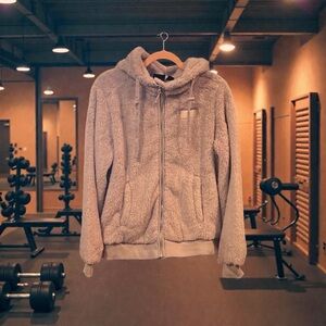 New Reebok Lavender Faux Fur Jacket med